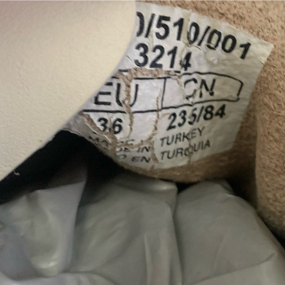 Zara Soft Leather Sneakers - Picture 12 of 12